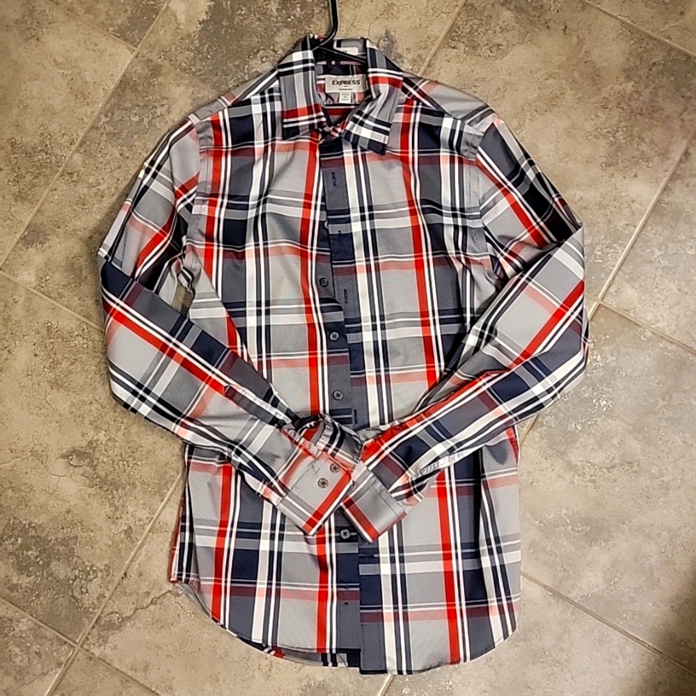 Express performance long sleeve button up